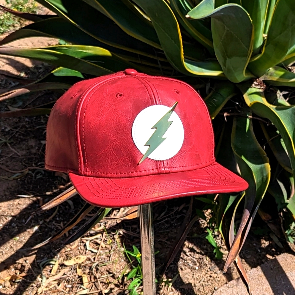 DC Comics Original Flash Baseball Hat Cap Snapback Faux Leather Metal